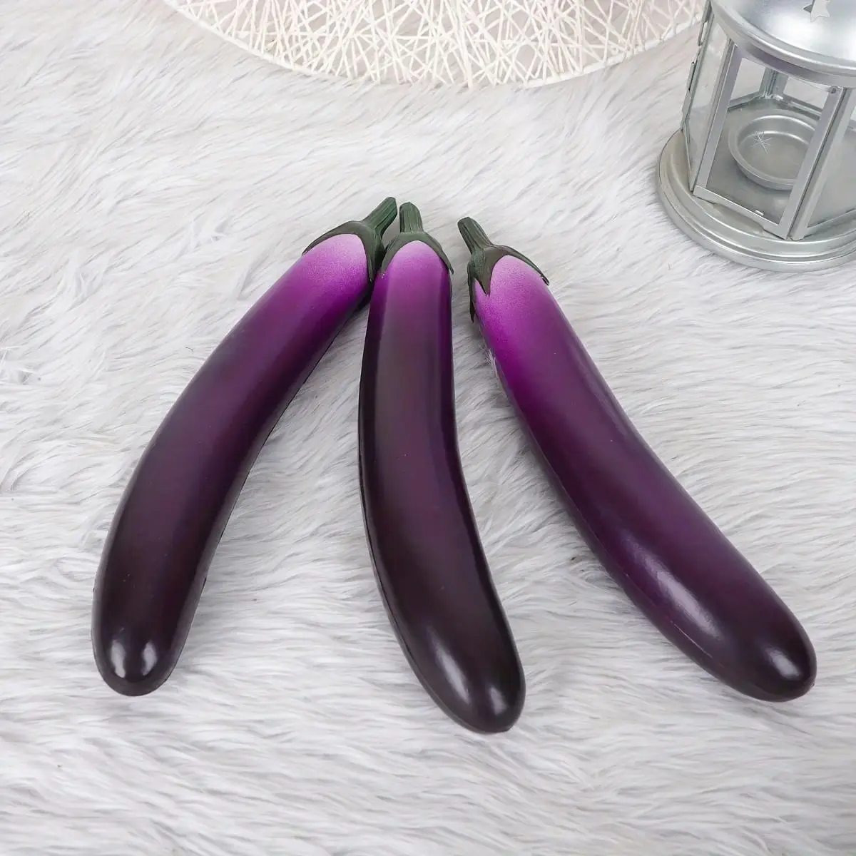 Decorative Eggplant-Shape Faux Veggie Charm, High-Simulation Foam Artificial Vegetable Model, Prop-Safe 1/3 Option Luggage & Bag Accessory for Home Kitchen, Photography Props