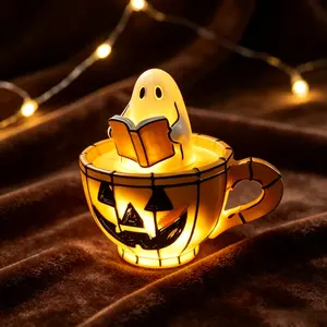 Halloween Cute Ghost Reading LED Night Light, Pumpkin Cup Shaped USB Powered Desk Lamp, Spooky Aesthetic Tabletop Ornament, Halloween Home & Party Atmosphere Decor Lamp Gift