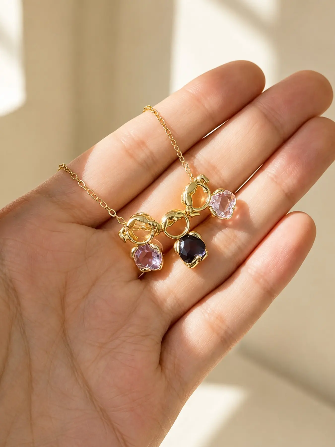 18K Gold Plated Mom & Kids Birthstone Necklace, Detachable Family Pendant Necklace for Women, Personalized Mother & Children Jewelry, Symbol of Endless Love, Meaningful Birthday, Mother's Day, Anniversary Gift for Mom