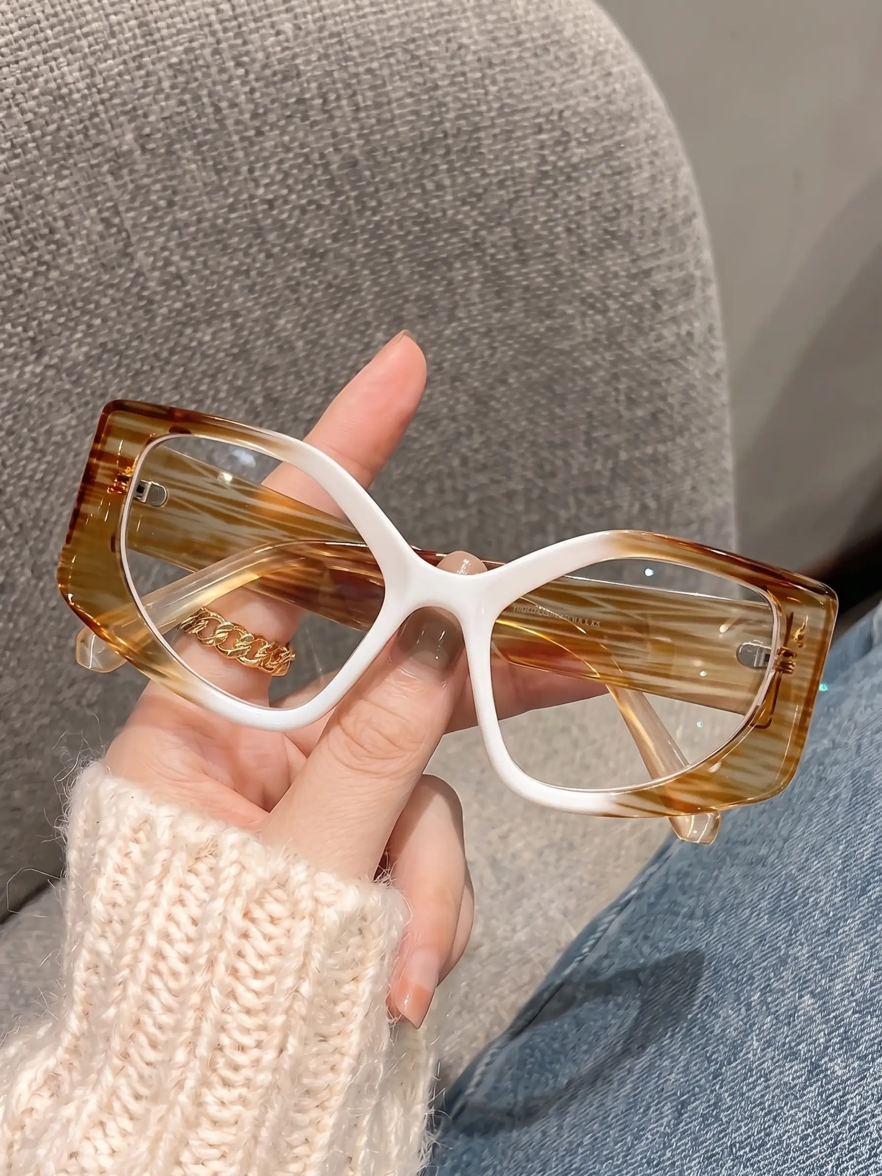 Trendy Irregular Cat Eye Glasses, Unisex Large Frame, Casual Fashion Accessory, All Seasons, Decorative Lens, PC Material, Fashionable Frames