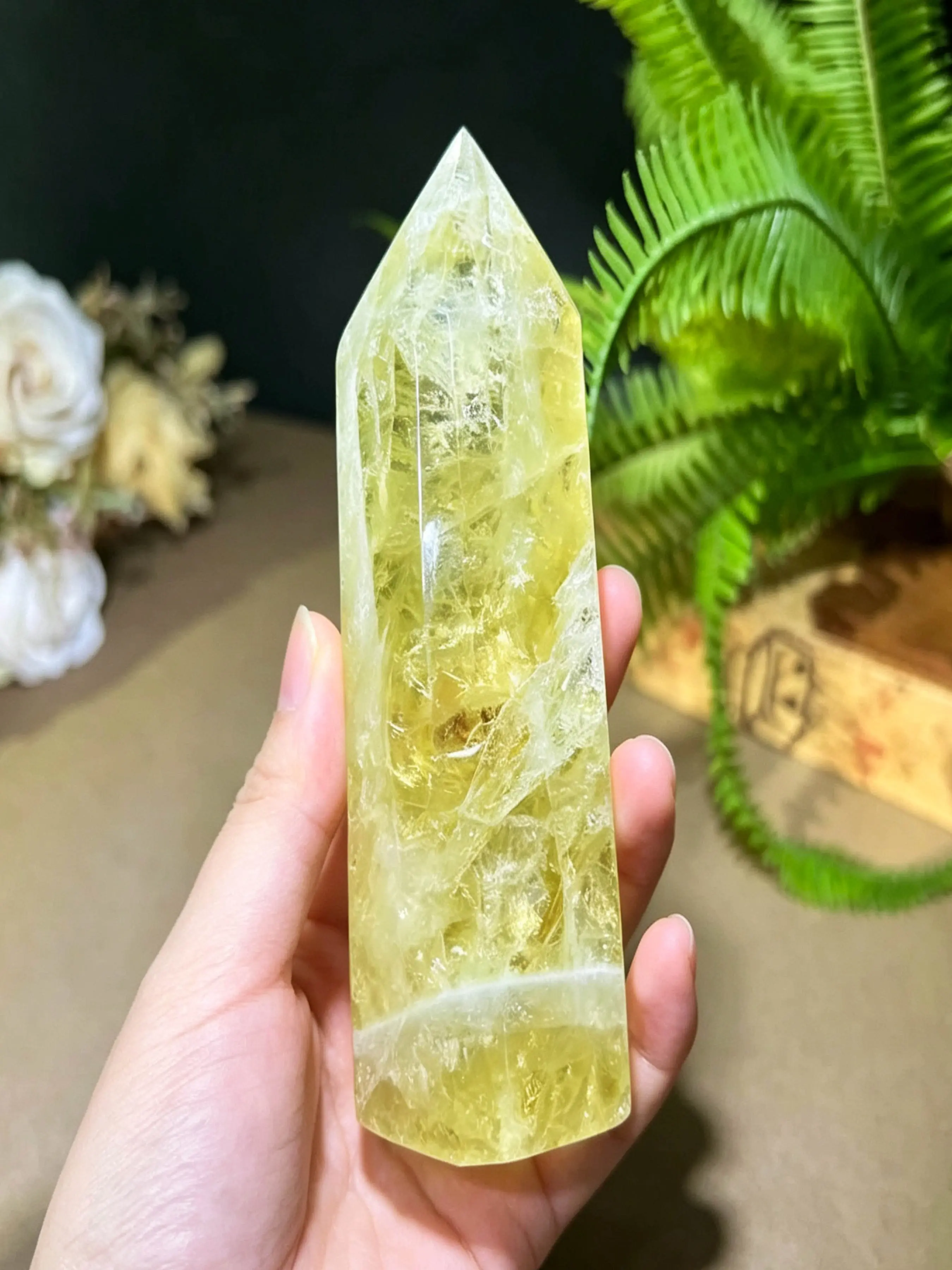 1PC Exquisite Natural Citrine Quartz Tower Point, Rock Obelisk, Citrine Point Tower, DIY Creative Gifts and Specialty Jewelry Accessories,Perfect Home Collection Art Decoration,Holiday Gift,The Ideal Choice for Crystal Enthusiasts.