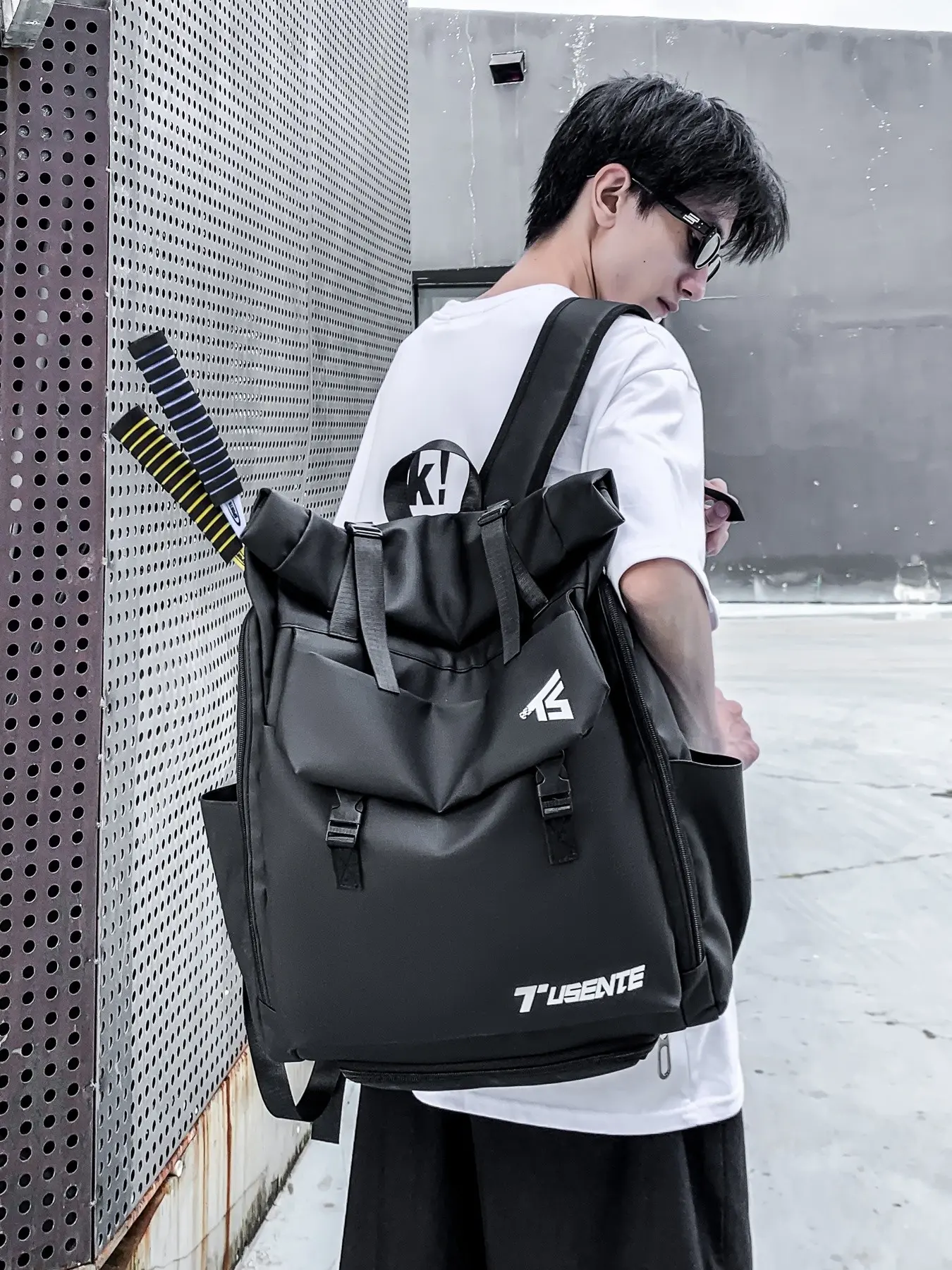Unisex Large Capacity Roll-Top Backpack, Outdoor Travel Sports Leisure Commuter Multifunctional Student Bookbag, Versatile Shoulder Bag