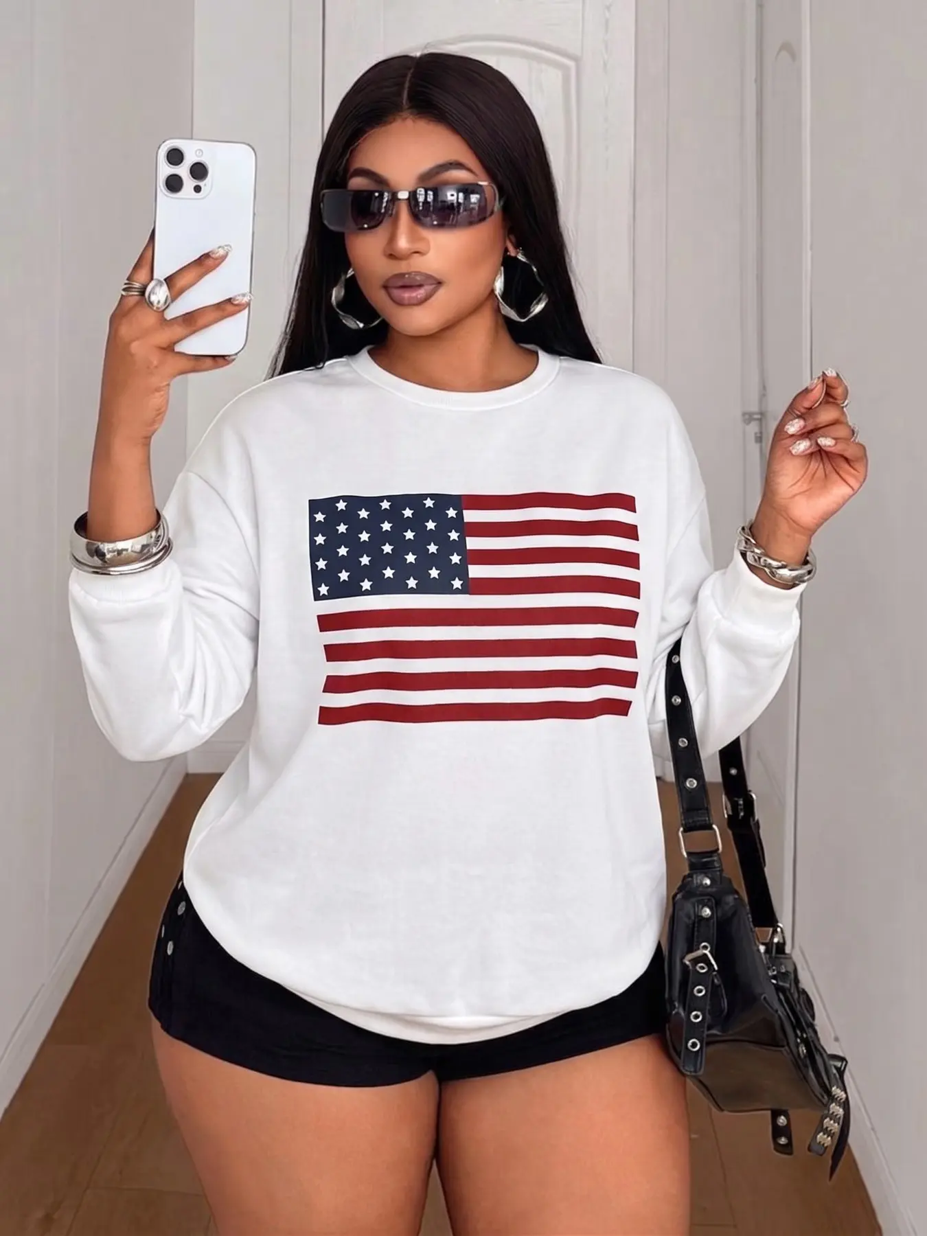 Plus Size Women Crew Neck Long Sleeve Flag Print Drop Shoulder Pullover Sweatshirt, Casual Soft Comfort Top for Spring & Fall, Suitable for Daily Commute, Dates, Gatherings, Parties & Vacations