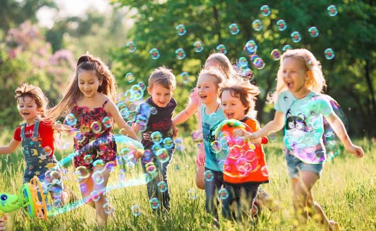 Dinosaur Bubble Machine ,Bubble Machine,Model Blowing Big Bubble ,Fully Automatic Handheld Electric Bubble Machine,Outdoor Parent-Child Toys,Suitable for children aged 3 years and above Rubber