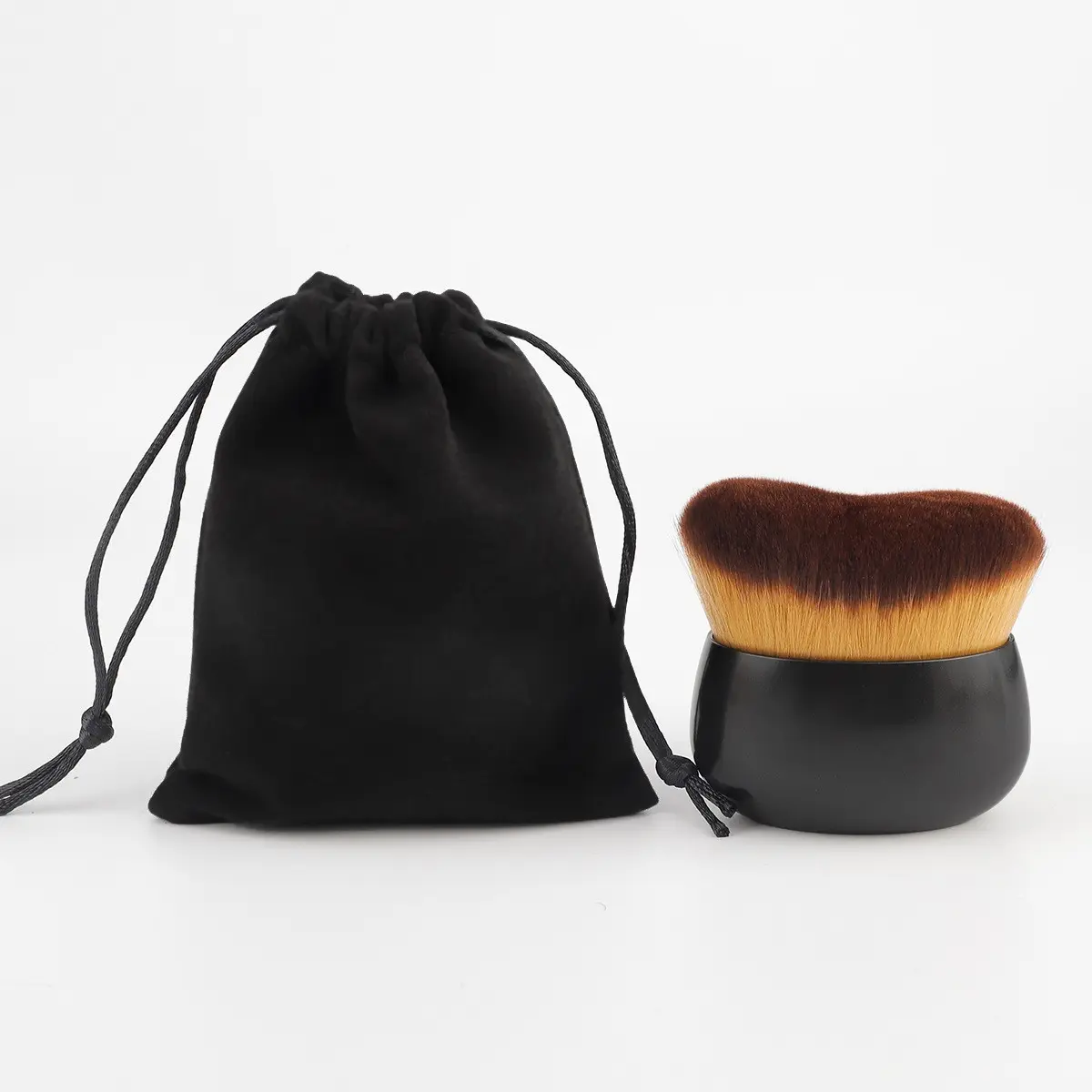 Large Arc Foundation Brush, Professional Fluffy Liquid Foundation Bb Cream Brush, Portable Mini Face Makeup Brush, Flawless Finish
