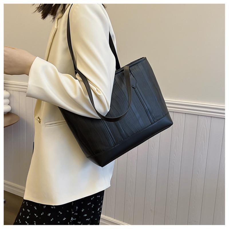 Women's Crossbody Bag, Personalized Bucket Large Capacity Commuter Beautiful Single Shoulder Armpit Bag