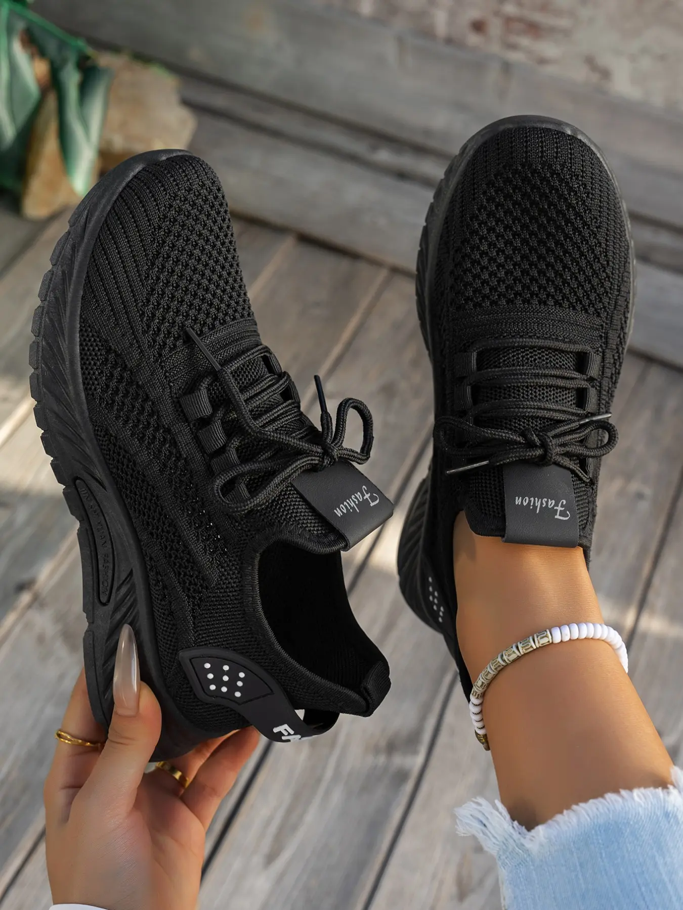 Women's Ultra-Breathable Knit Lace-Up Lightweight Athletic Sneakers - Lightweight Air Cushion Casual Walking Shoes for Daily Commute, Outdoor Walks and Casual Streetwear Lightweight Sports Footwear Air Cushioned Shoes