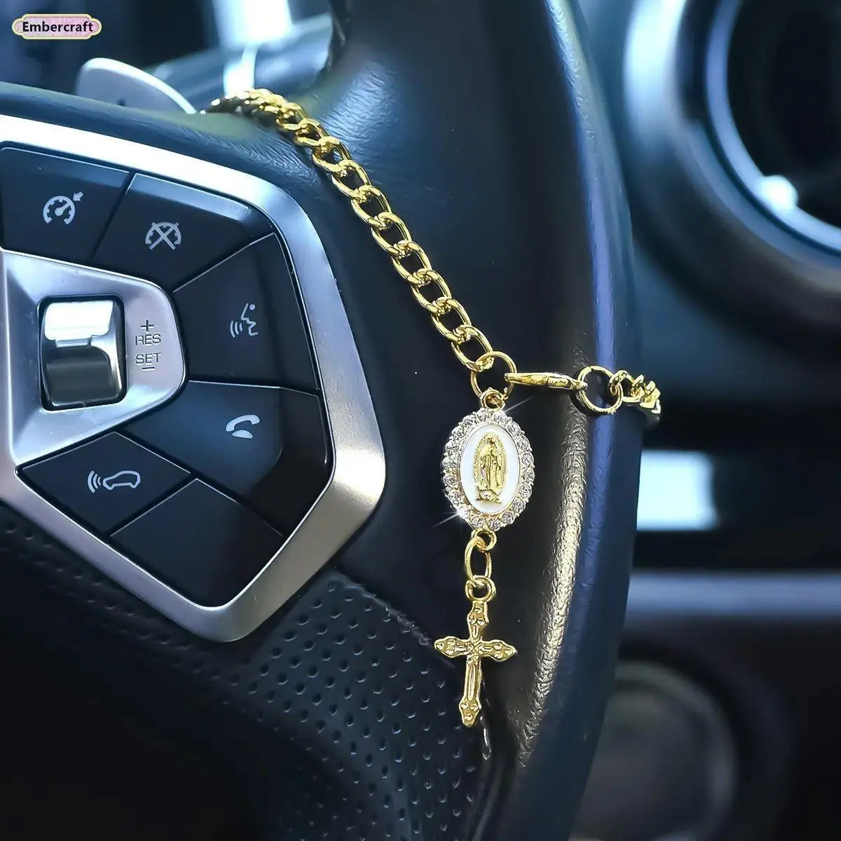 Crystal Cross Car Hanging Ornament, Sparkling Alloy Chain Pendant for Rearview Mirror - Car Decorations for Interior, Car Decorations Interior