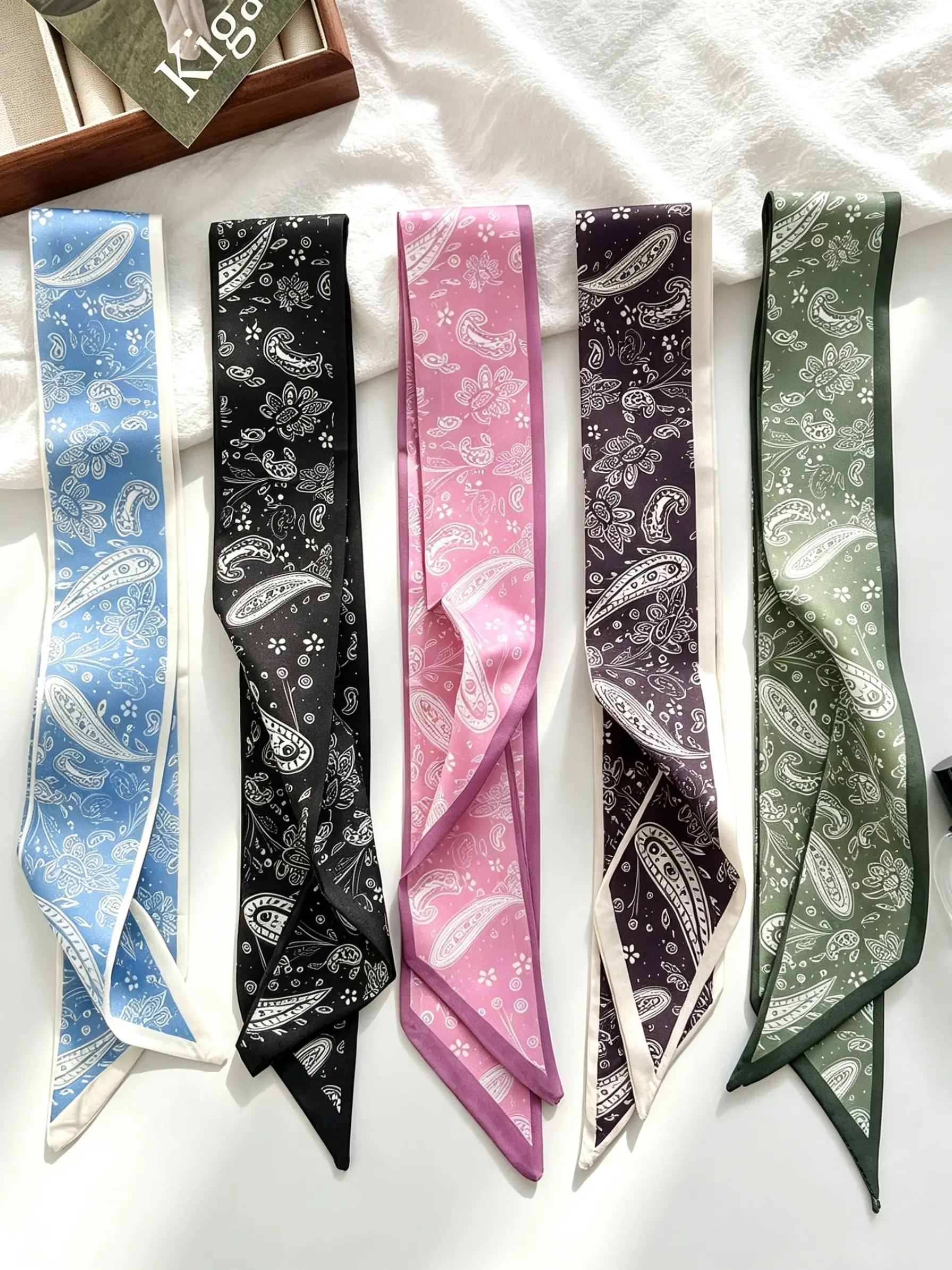 4 Pcs / 1 Set Vintage Silk Scarf Set, Elegant All-Over Print Lace-Up Design, Versatile Hair Tie & Bag Accessory, Perfect for Daily Use & Parties