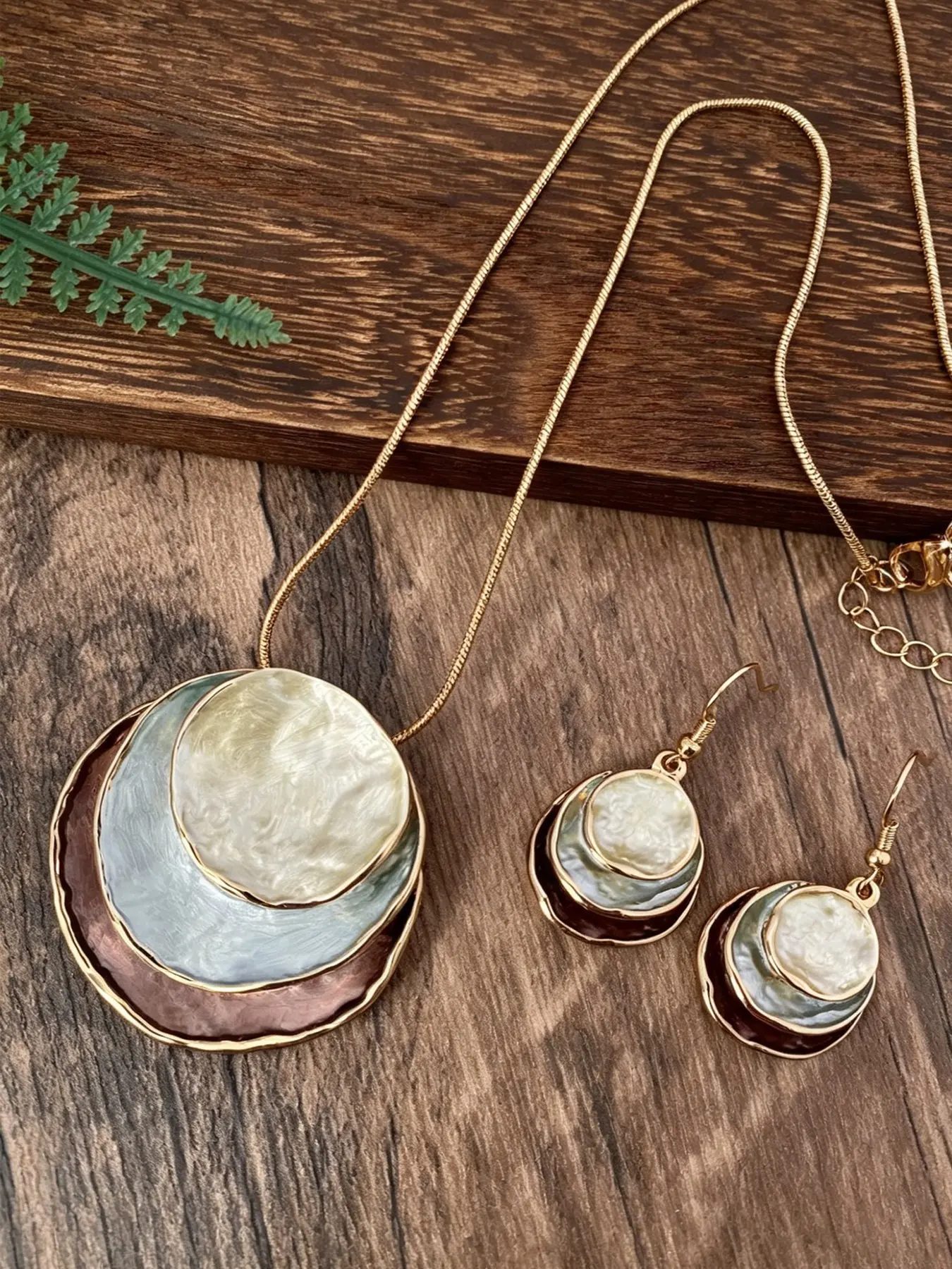 3pcs/set Vintage Bohemian Style Multilayer Round Design Pendant Necklace Drop, Hook Earrings Jewelry Set Wedding Anniversary Gift Bridal Jewelry Set for Wedding Boho Jewelry Set