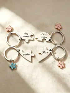 Personalized Puzzle Keychain Set (4pcs), Key Rings, Stainless Steel Engraved Family Puzzle Keychain for Mom Sister Brother, Custom Gift for Birthday Party