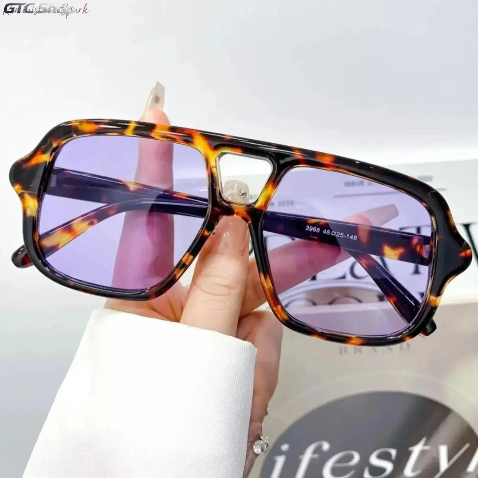 Unisex Vintage Oval Lens Full Frame Eyeglasses, Tinted Lens Lightweight Versatile Sports Eyewear, Retro Minimalist Design for Casual Wear & Street Style