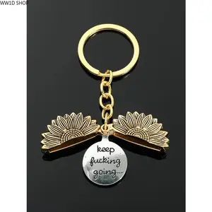 Sunflower Pendant Keychain  Sunflower Pendant Keychain with Engraved Message Tag, Metal Key Ring Accessory for Car Keys, Bags and Daily Decorative Carry