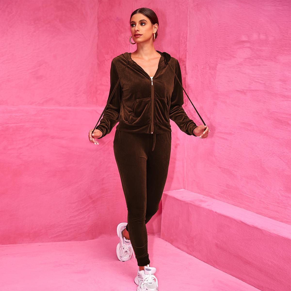 Joyfunear Women's Velvet Tracksuit Set: Hooded Zip-Up Jacket + Jogger Pants