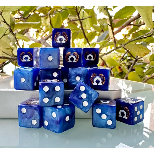 Warhammer 40K Ultramarines Ice Blue Cloud Pattern Pearl Resin Dice Set 16mm Standard Size 3D Engraved Omega Legion Emblem Metal Tin Case AOS TOW Old World Tabletop RPG Ultramarines Fans Collection Grade