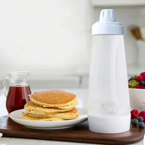Hand-cranked waffle batter mixing bottle dispenser, cream mixing and dispensing pot with scale
