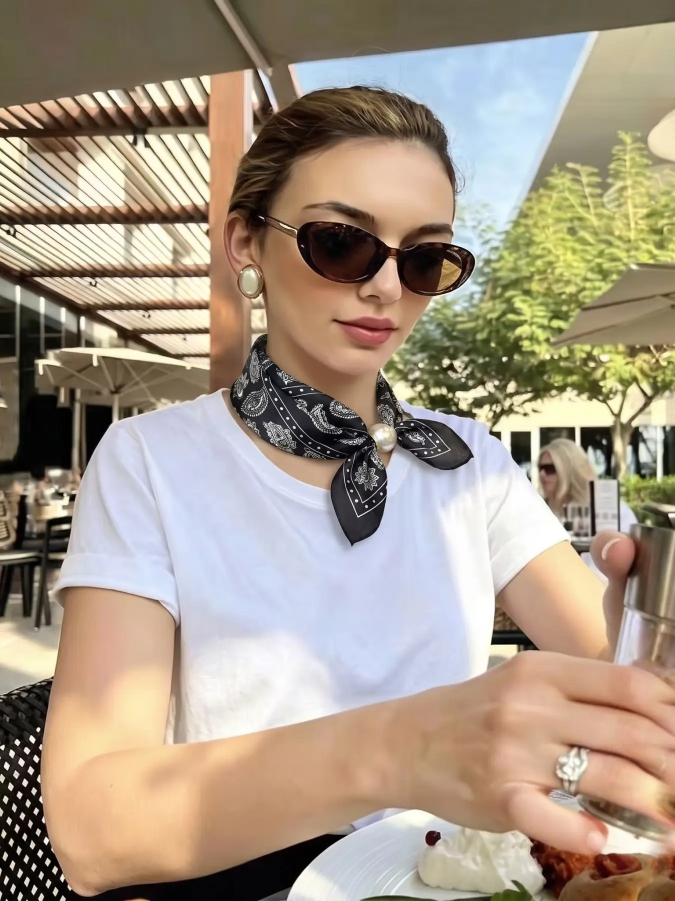 Elegant Pearl Necklace with Magnetic Clasp and Scarf Pendant, All-Seasons Satin Scarf, Fashion Gift Accessory, French Vintage Neck Scarf, Neck Scarf Bandana