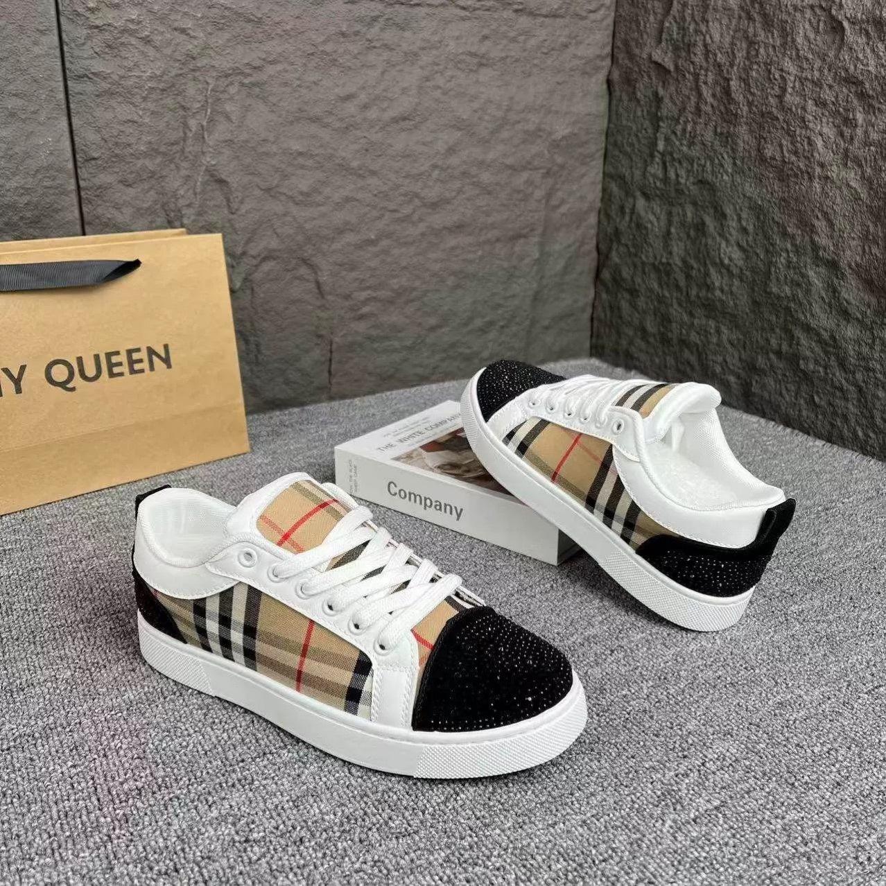 Unisex Low-top New Lace-up Sneakers with Rivets, Fashionable Non-slip Rhinestone Red Sole Runner Casual Walking Shoes Closed Trainer Running Boy Footwear Athletic