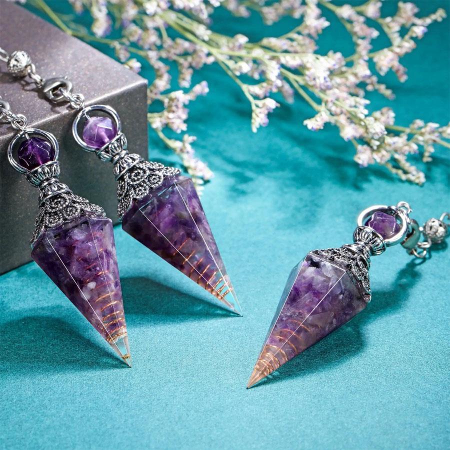 Vintage Style Colorful Crystal Pendulum, 1 Count Gemstone Rainbow Crushed Stone Resin Spiritual Pendulum Accessory, Retro Natural Crystal Pendant for Home Office Dormitory School Car