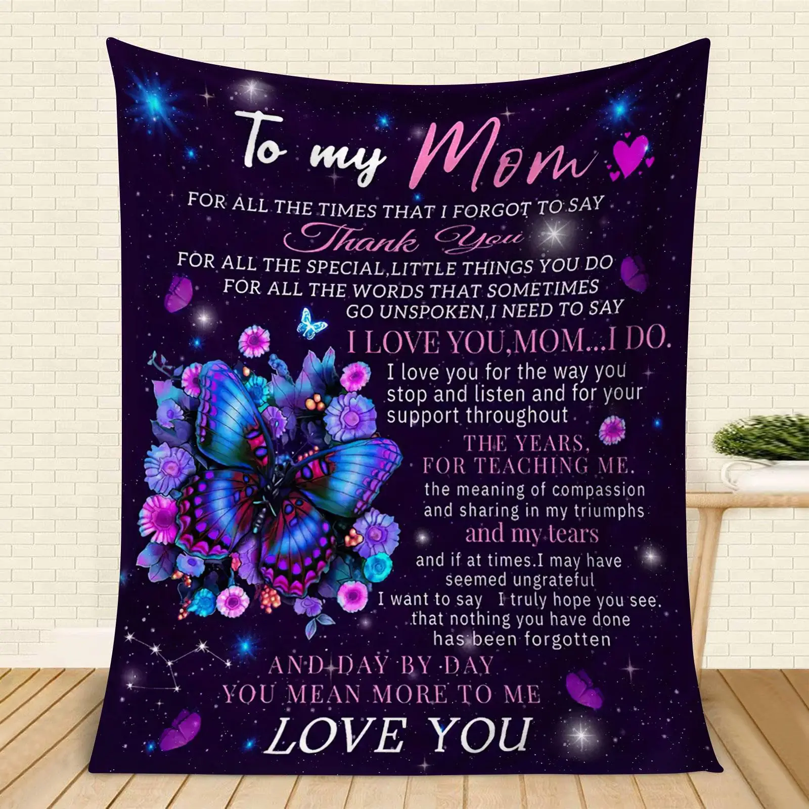 To My Mom Letter & Butterfly Pattern Bed Blanket, Letter Print Blanket, 1 Count Soft Warming Napping Throw Blanket, All Season Blanket, Breathable Comfortable Blanket, Comfy Bedding, Cool Bedroom Accessories, Heartfelt Gift Blanket, Gifts For Women