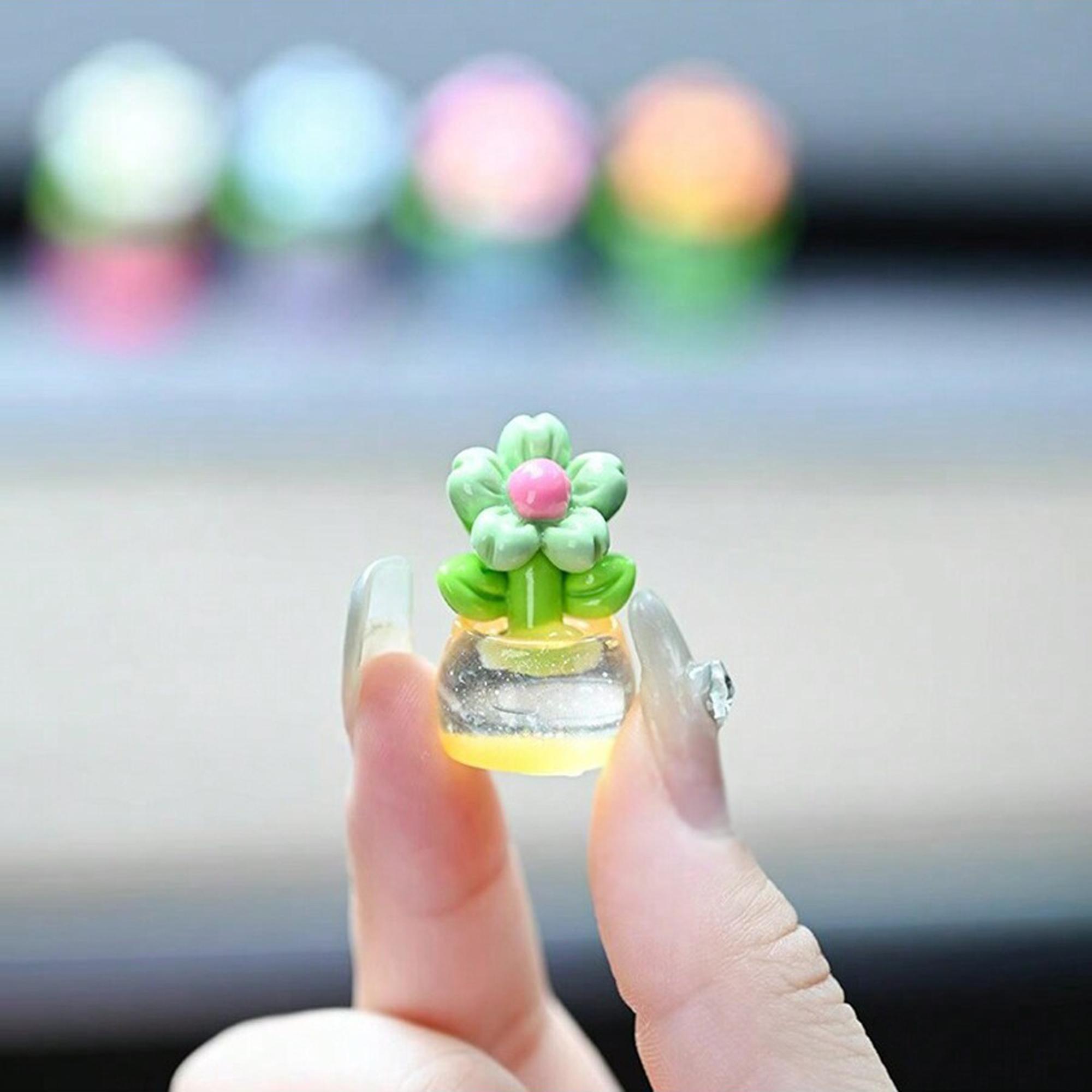 Random Color Cute Flower Design Car Dashboard Screen Decoration, Car Interior Decoration Accessories, Office Desktop Decoration, Car Hanging Decoration, Car Accessory, Girly Car Accessories, Car Trinkets