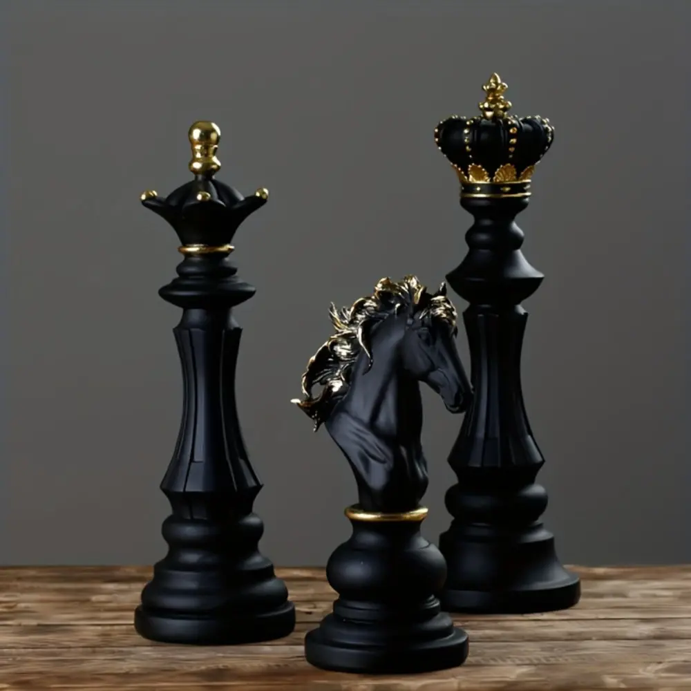 3pcs of Black and Golden Resin Chess Pieces, Elegant Black and Golden Chess Pieces, Suitable for Home Decoration - Suitable for Living Room. Study. Desk Placement