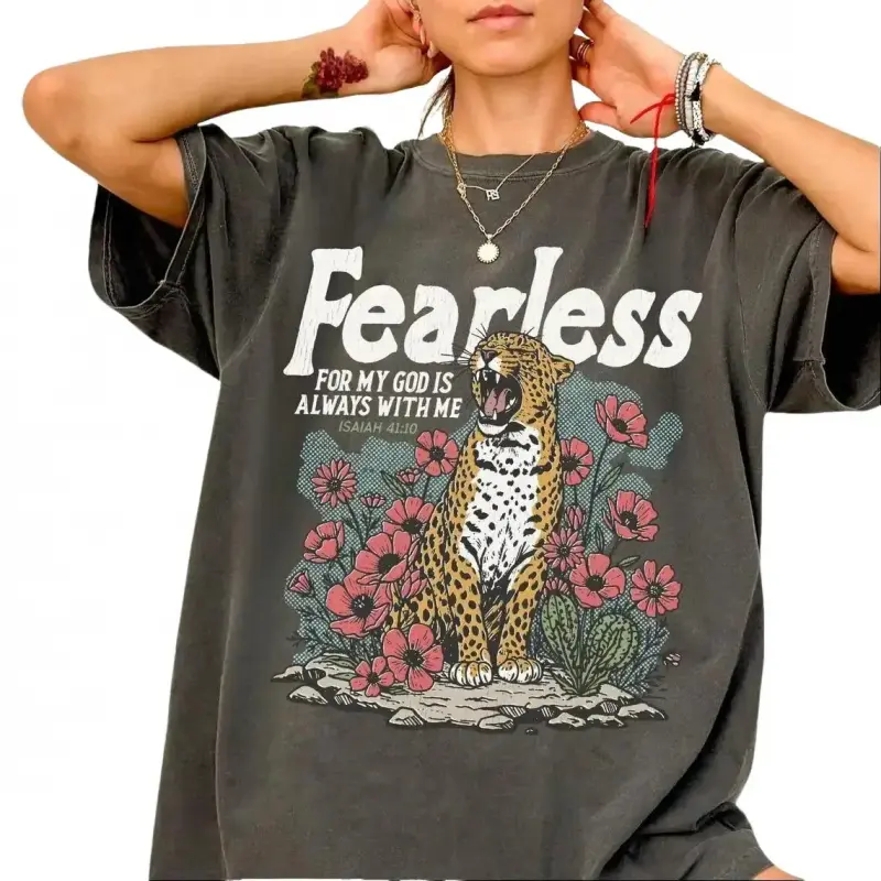 Fearless Bible Verse Women's T-shirt ,Comfort Acid Wash T-Shirt, Gameday Doodle Tee, Trendy Women'sShirt,Game Day Tee, Vintage Style Graphic Design T-Shirt, Vintage Baggy Style Streetwear Tops