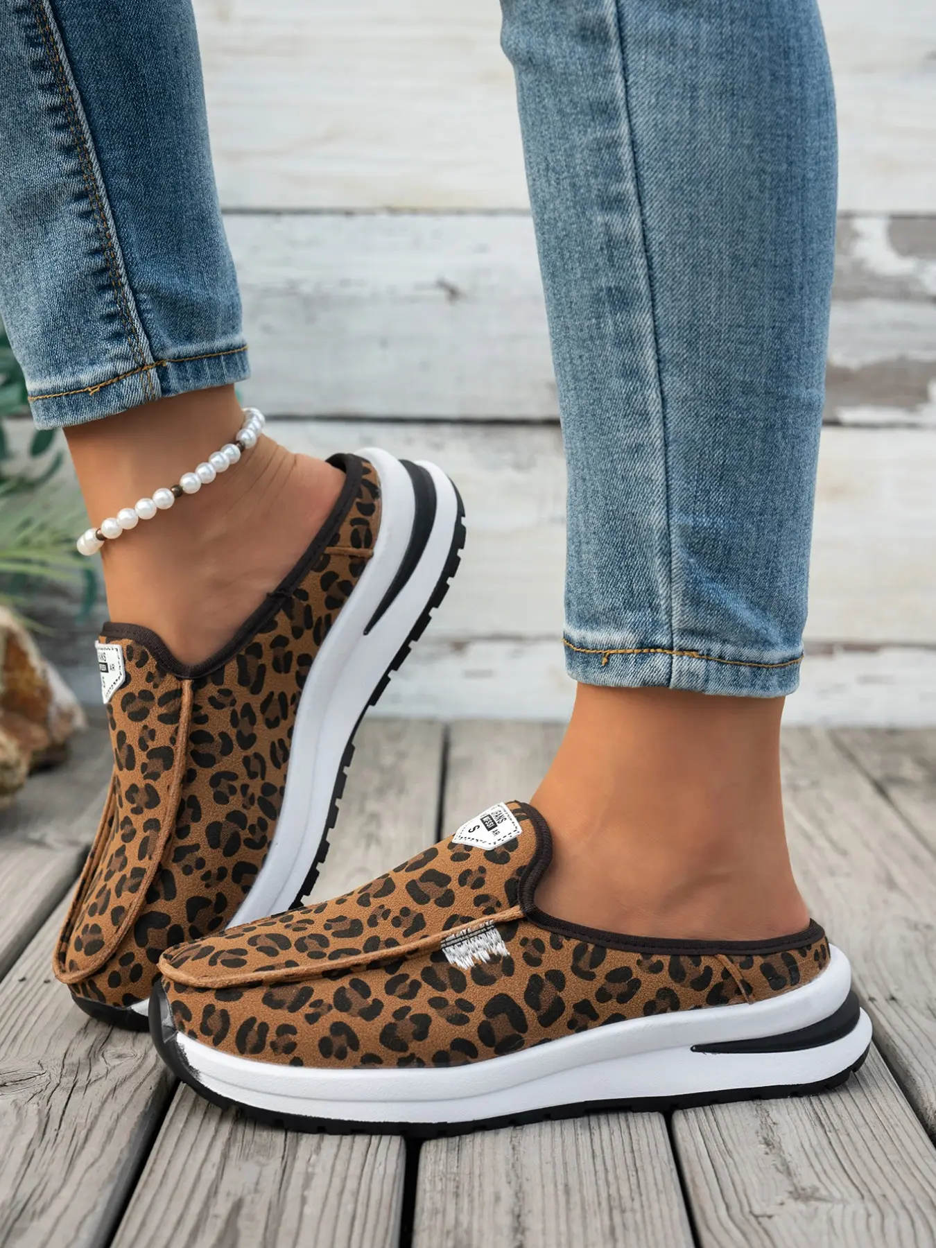 New Slip-On Mules with Height-Boosting Platform Sole, Non-Slip Casual Shoes, Comfortable Half Sandals for All Seasons