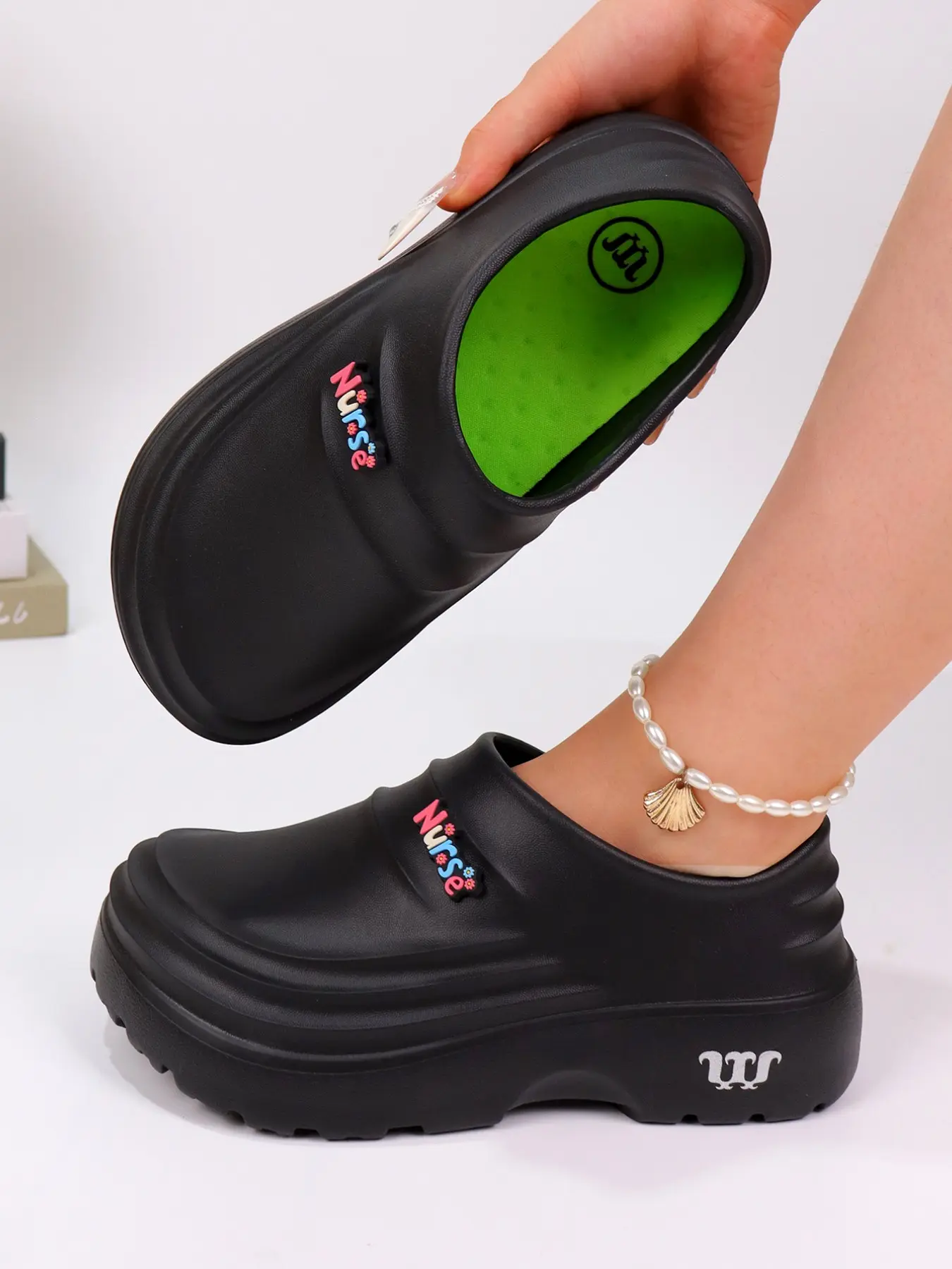 Women's Fashion Slip-On Shoes, All-Season Work Slippers, Lightweight Flat Casual Footwear, Comfortable Soft Sole, Ideal for Beach & Garden, Summer Outdoor Footwear