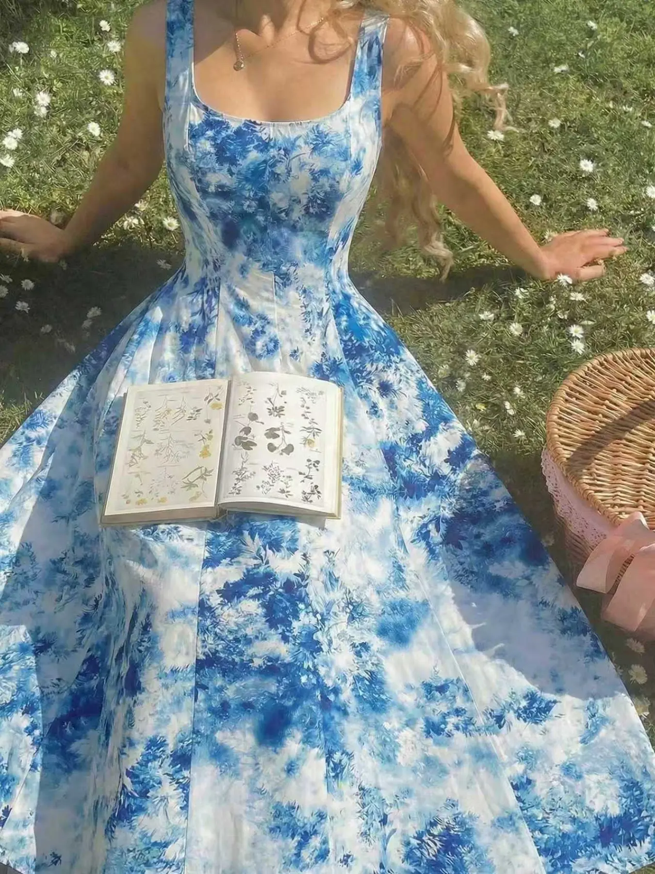 Women's Fashion Trendy Casual Sleeveless Summer Print Gathered Dress, Stylish and Comfortable, Perfect for Daily Wear, Elegant and Chic Design