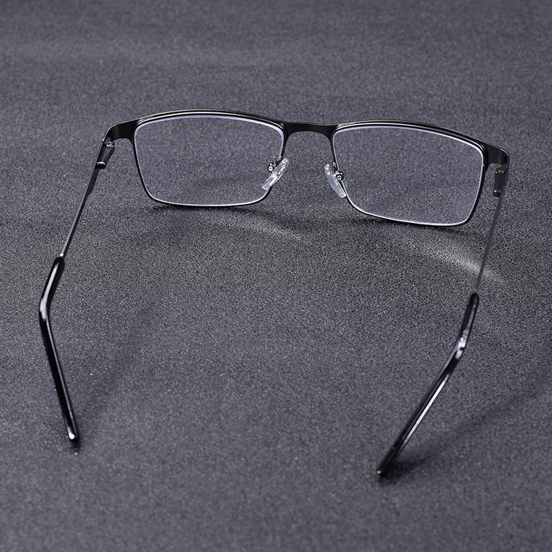 Men's Metal Frame Reading Glasses, Anti-Blue Light HD Lenses, Classic Square Stylish Eyewear, Durable Lightweight Presbyopic Glasses +1.0 to +4.0 for Daily Reading & Screen Use