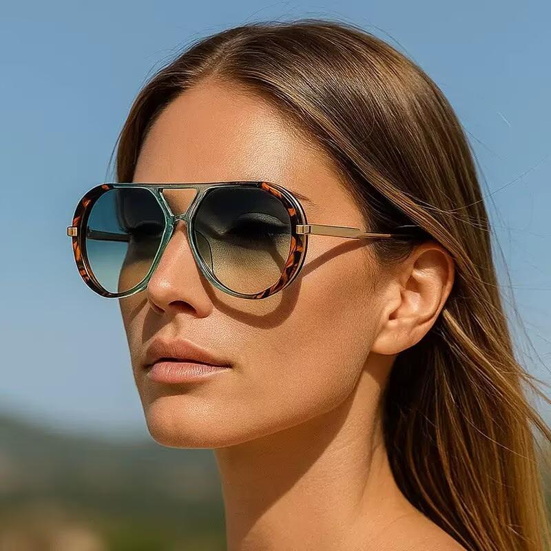 Retro Chic Sunglasses for Women | Trendy Casual Shades for Everyday & Outdoor Wear, Perfect Gift for Her Retro Chic Sunglasses for Women | Trendy Casual Shades for Everyday & Outdoor Wear, Perfect Gift for Her