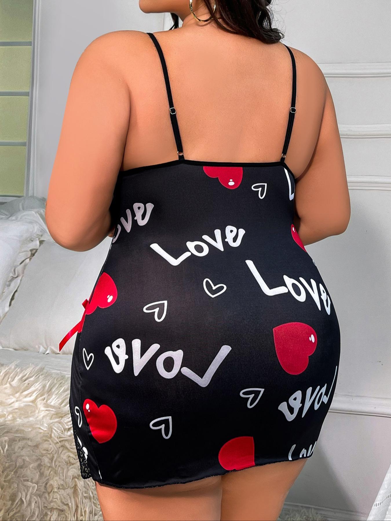 【Plus Size】 Women's Heart & Letter Print Contrast Lace Bow Decor Fitted Spaghetti Strap Nightdress, Split Thigh Cami Nightgown, Women's Plus Sleepwear & Homewear for Summer, Dresses for Women, Summer Wear 2024