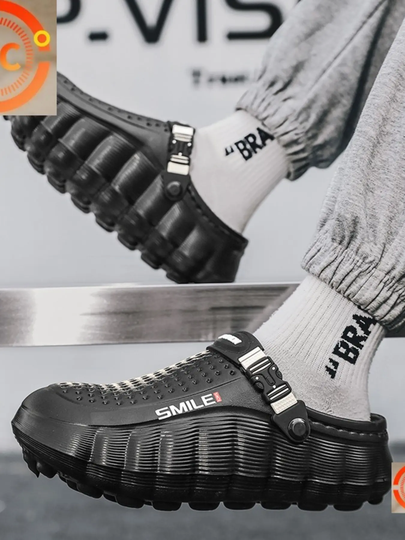 Couple Winter Fleece Lined Platform Clogs, 2-Way Wear Removable Strap Non-Slip Waterproof EVA Warm House Slippers Indoor Outdoor Footwear