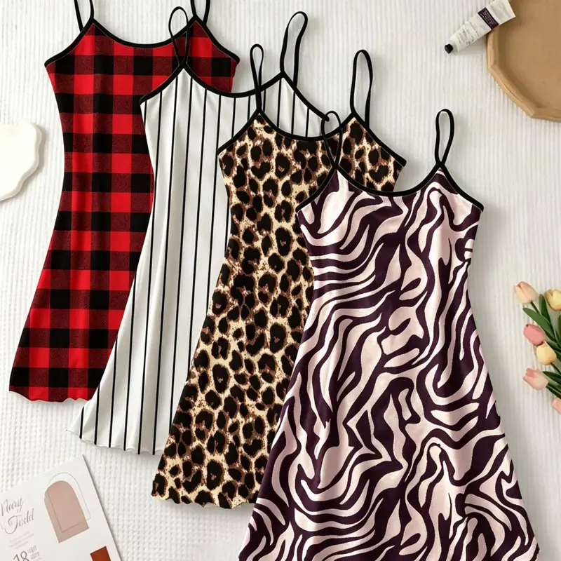 Women's Cute Cartoon Heart Print Sleep Dress, Sleeveless Spaghetti Strap Pajamas, Slim Fit, Comfortable Loungewear, Nightdress Sleepwear, Ideal for All Seasons, Home Wear, Nightwear