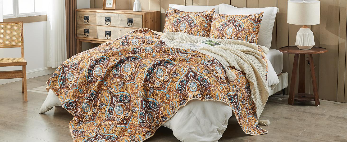 Vibrant Boho King Size Reversible Bohemian Striped Bedspread Comforter Microfiber Coverlet Bedding Set with Pillow Shams