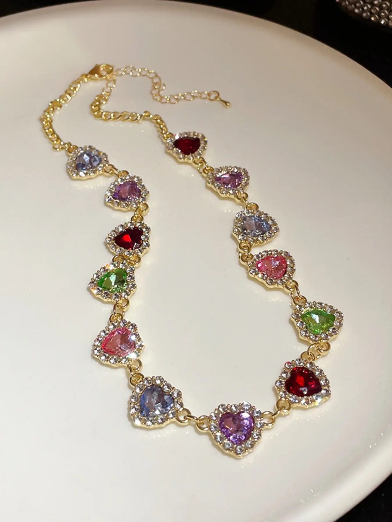 Luxurious Colorful Crystals Heart Shaped Choker Diamond Necklace for Women, Shiny Full Rhinestones Girl`s Sweet Short Collar Necklace, Daily Wear & Party Jewelry, Gift for Her