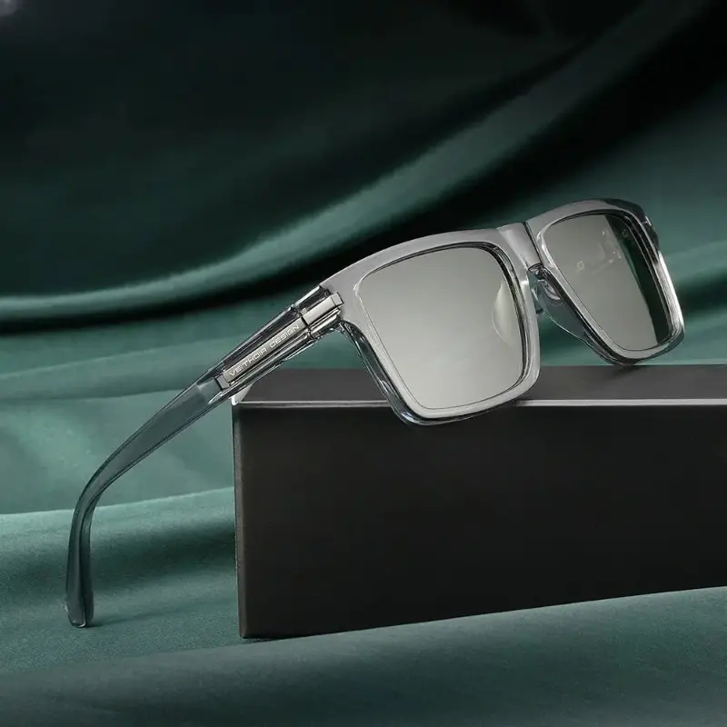 Casual Square Sunglasses with Photochromic Polarized Lenses, UV400 Protection for Daily Commute, Lightweight Unisex Frame, Everyday, Fashionable Sunglasses, Photochromic Lens, Square Framed Sunglasses, Full Rim