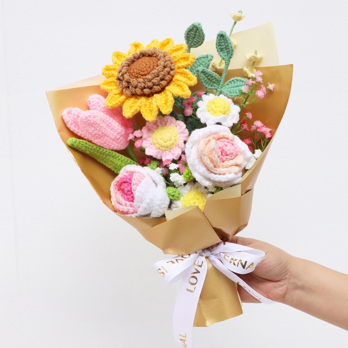 Crochet Sunflower Bouquet, Woven Crochet Bouquet, Handmade Knitting Flower Bouquet, Artificial Flower Bouquet, Home Decor, Gift for Mom, Teacher, Wedding Anniversary Party, Knitted Roses, Fake Bouquets