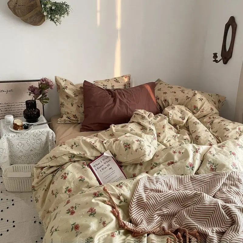 Queen Size 3-Piece Cotton Vintage Floral Duvet Cover Set, Red Flower Green Leaf Botanical Bedding Sets, Soft Comforter Cover for Bedroom