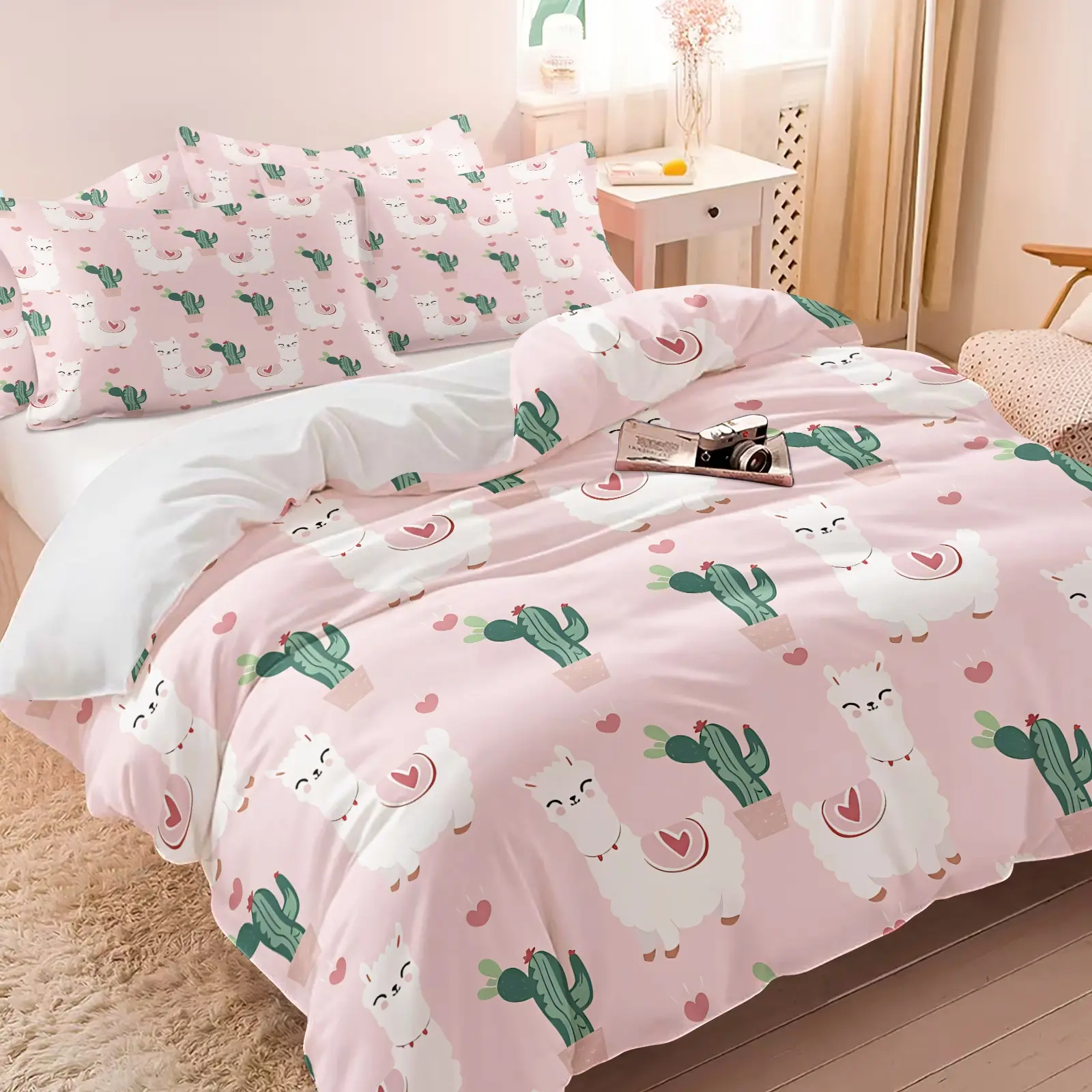 Cute Fluffy Llama Cactus Duvet Cover Set, 1 Duvet Cover and 1-2 Coreless Pillowcases, Smiling Llamas Green Cactus Print, Skin-friendly Breathable, Smooth Pill Resistant, Viral Decor For Girls Room, Lovely Birthday Gift For Girls