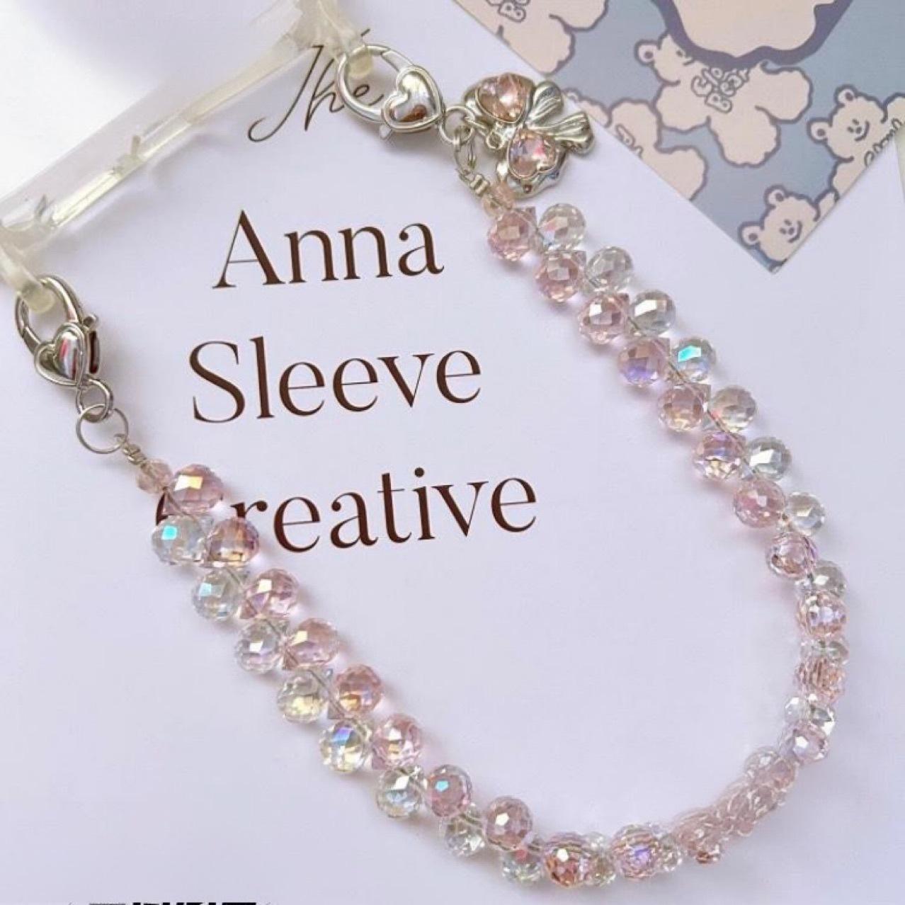 Luxurious, dazzling, high-end crystal water drop bead chain, strawberry crystal phone chain, bag accessory, keychain