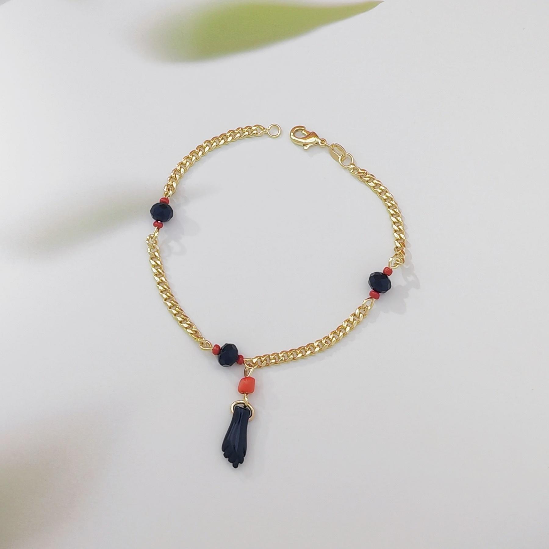 Boho Vintage Layered Bracelet for Women, Chinese Style Retro Beaded Bracelet with Mini Hand Charm, Trendy Aesthetic Stackable Jewelry, Lightweight & Versatile for Daily Wear, Beach & Gift Giving