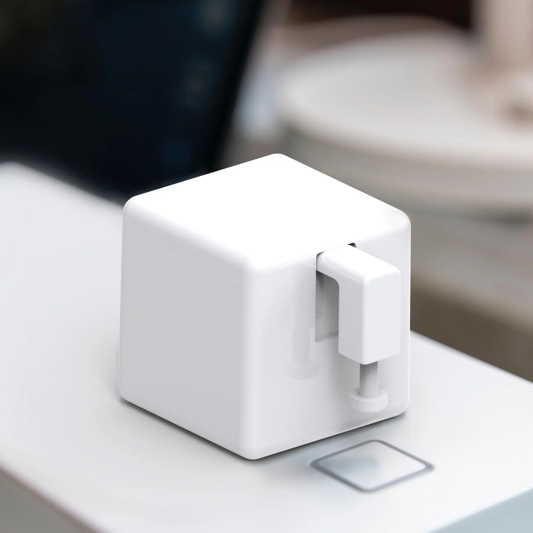 Smart Finger Robot, Smart Switch Button, Touch Mode Button, On Off Control, Batteries Powered Rechargeable Smart Finger Robot that Can Be Timed to Start and Controlled by Mobile Phone, Suitable for Alexa, Google Home, Smart Life App