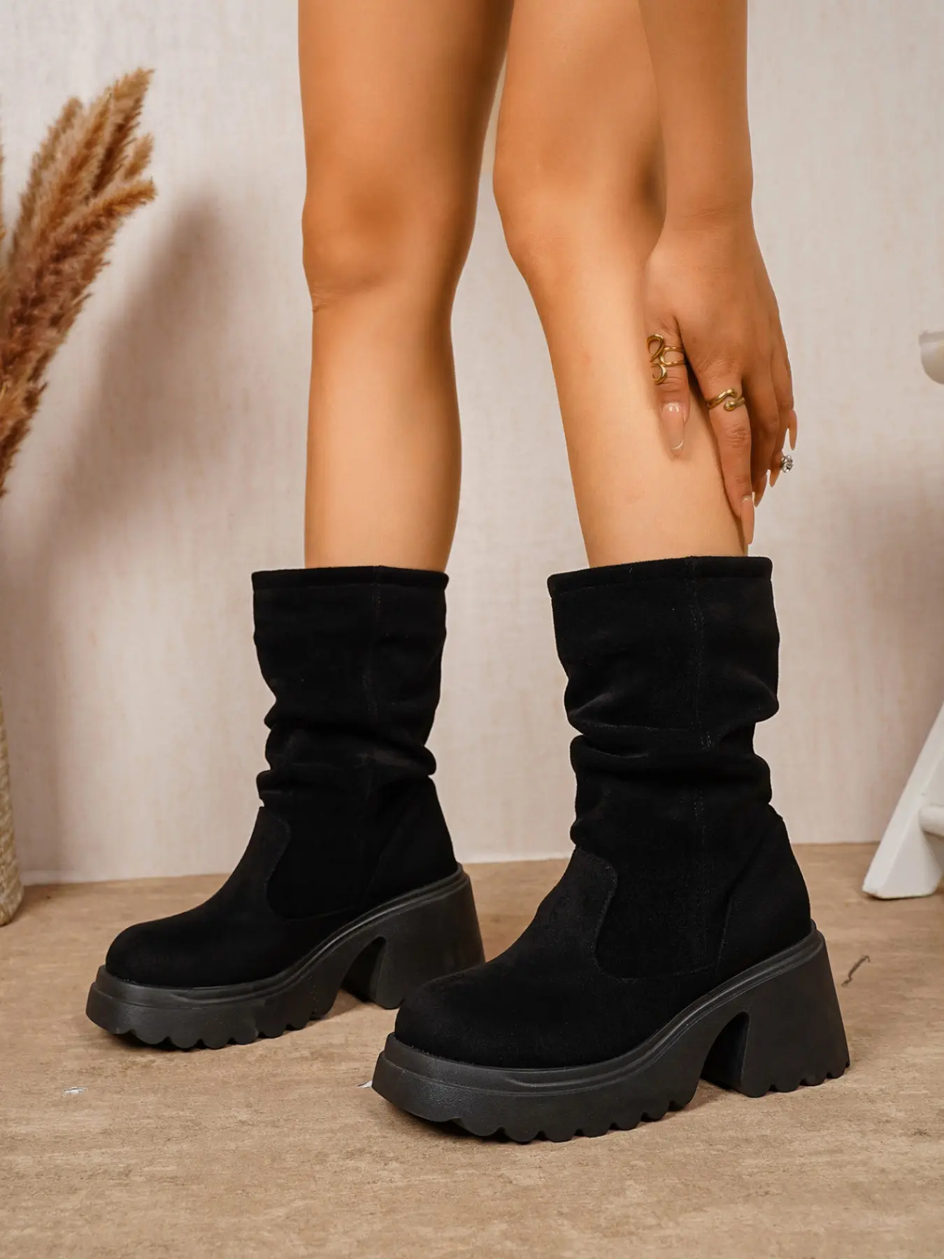 New Folded Western Boots for Women, Comfortable Tall Boots, Thick Sole Anti-Slip, Fashionable Knight Boots, Durable Outdoor Shoes