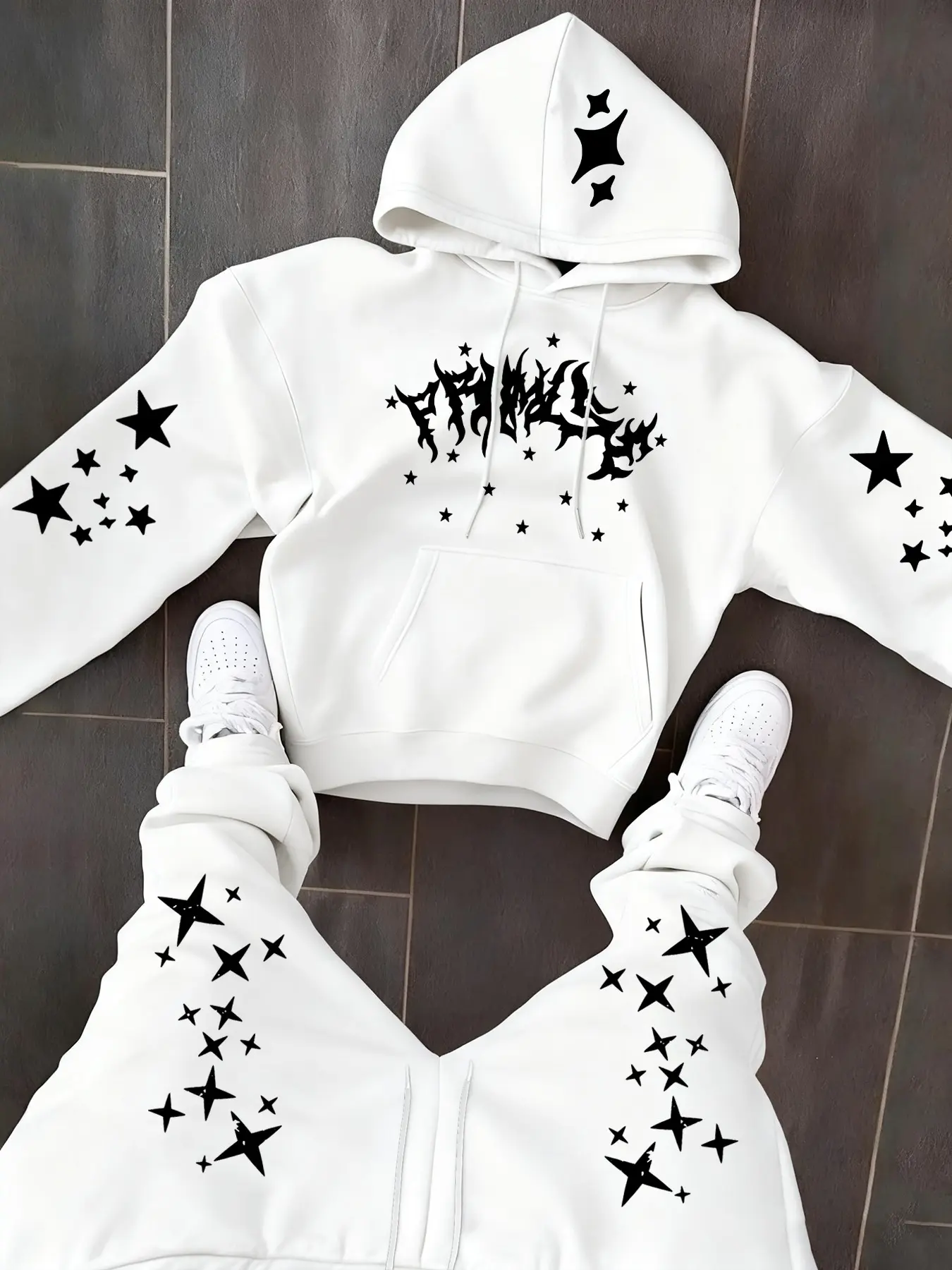 Men's Comfortable Home 2-Piece Set, Unique Thorn Style Metal Font Design, Kangaroo Pocket Hoodie + Drawstring Loose Pants, Casual Streetwear