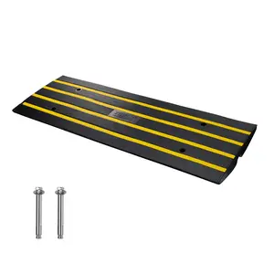 VEVOR Curb Ramp, 2.6" Rise Rubber Driveway Ramps, Heavy Duty 33069 lbs Weight Capacity Threshold Ramp, Curbside Bridge Ramps for Loading Dock Garage Sidewalk, Expandable Full Ramp Set