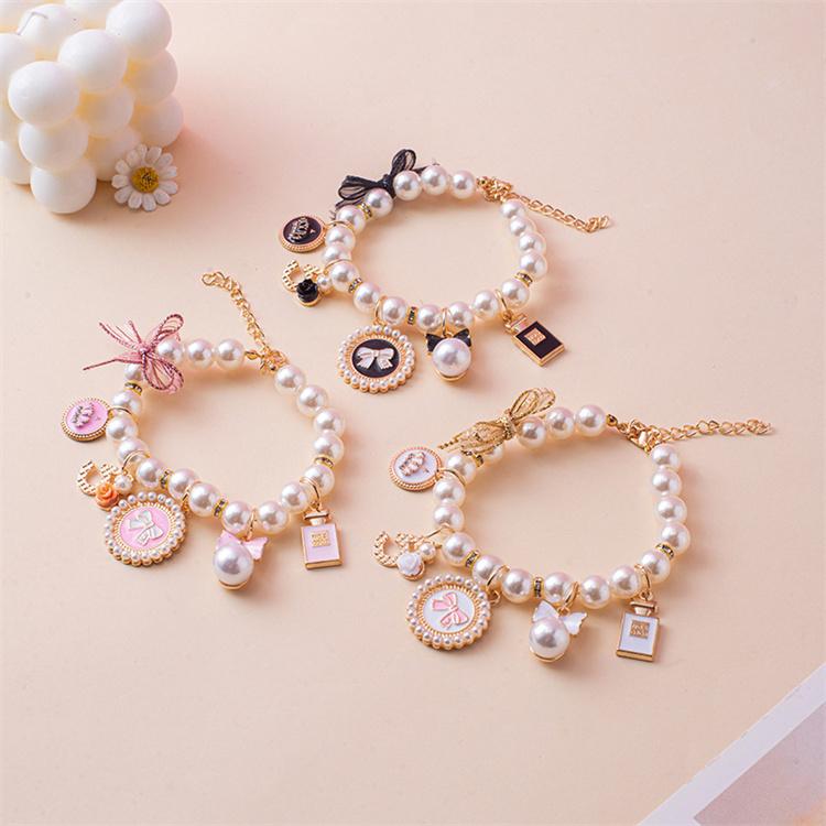 Luxury Pearl Pet Collar Necklace for Dogs & Cats – Adjustable Designer Pet Jewelry, Aesthetic Cat & Dog Accessories for TikTok – Handmade Faux Pearls, Lightweight Secure Fit – Wedding, Birthday, Holiday Gift, Photo Prop