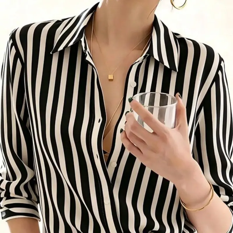 Minimalist Classic Contrast Vertical Striped Notch Lapel Button Up Blouse Shirt, Single Row Buttons, Loose Fit Straight Shoulder Long Sleeve Top for Women, Business Work Blouses, Versatile for Office Commuting, Business Meetings, Daily Shopping