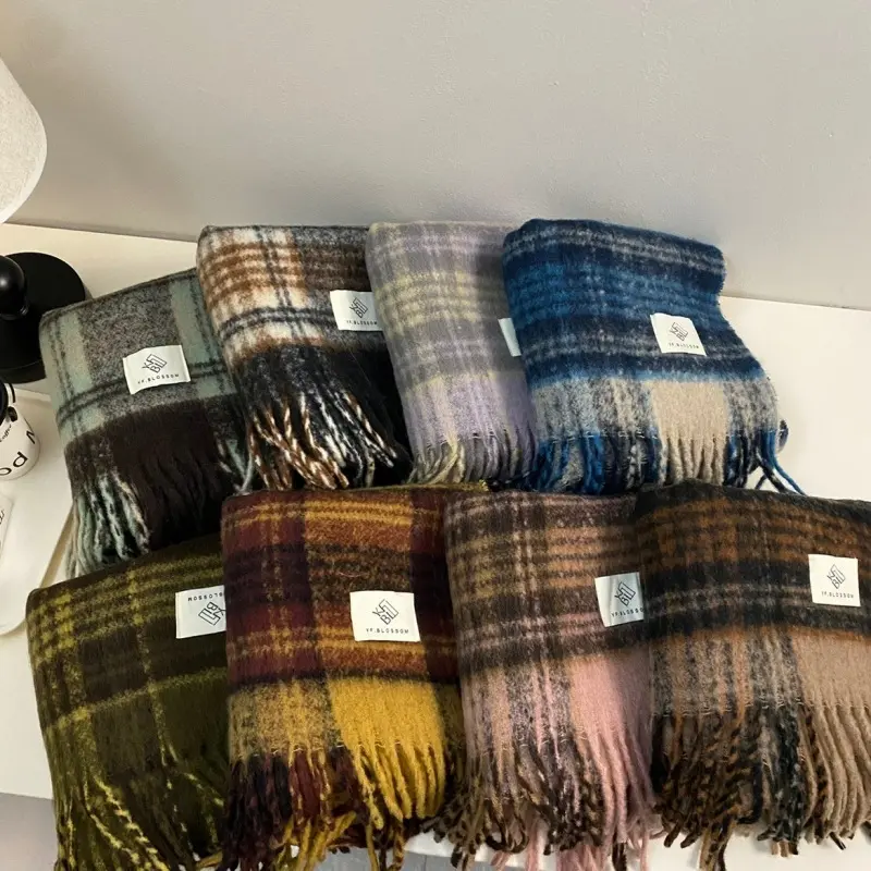 Women Winter Scarf, Fall New Retro Mohair Shawl Wrap, Korean Style Versatile Fuzzy Fluffy Neck Warmer, Premium High-End Soft Knit Couple Pashmina, Cozy Thermal Luxury Scarf for Students Travel Outing